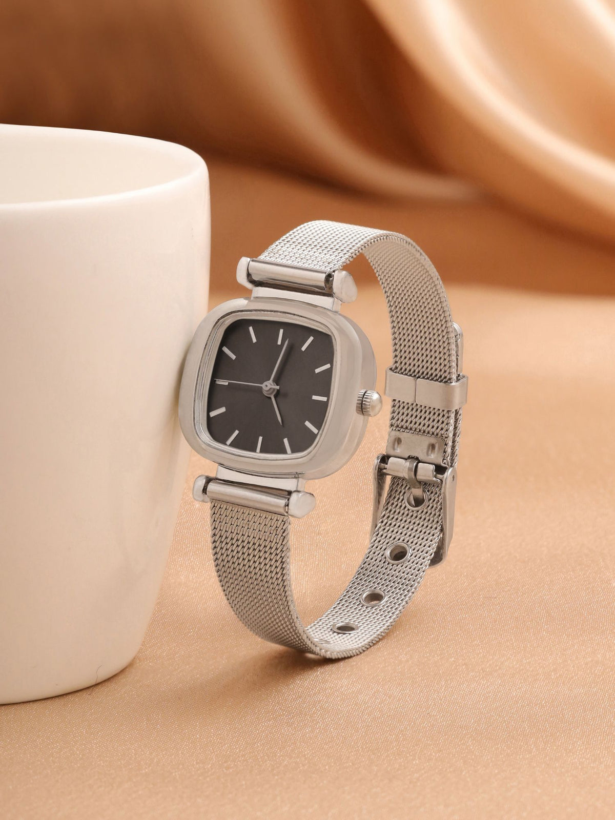 Lustre Black Analog Stainless Steel Wrist Watch