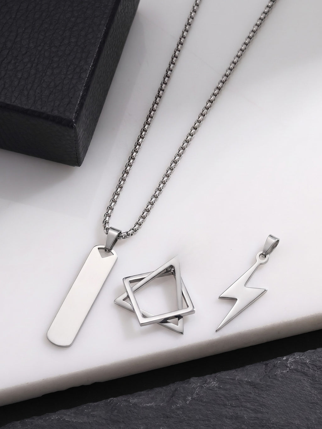 Chain With 3 Pendants