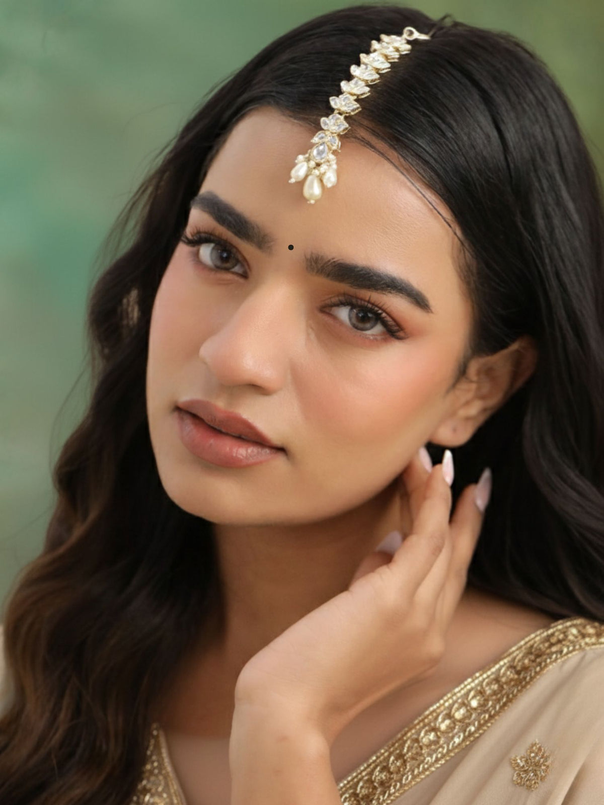Kundan Maang Tikkas