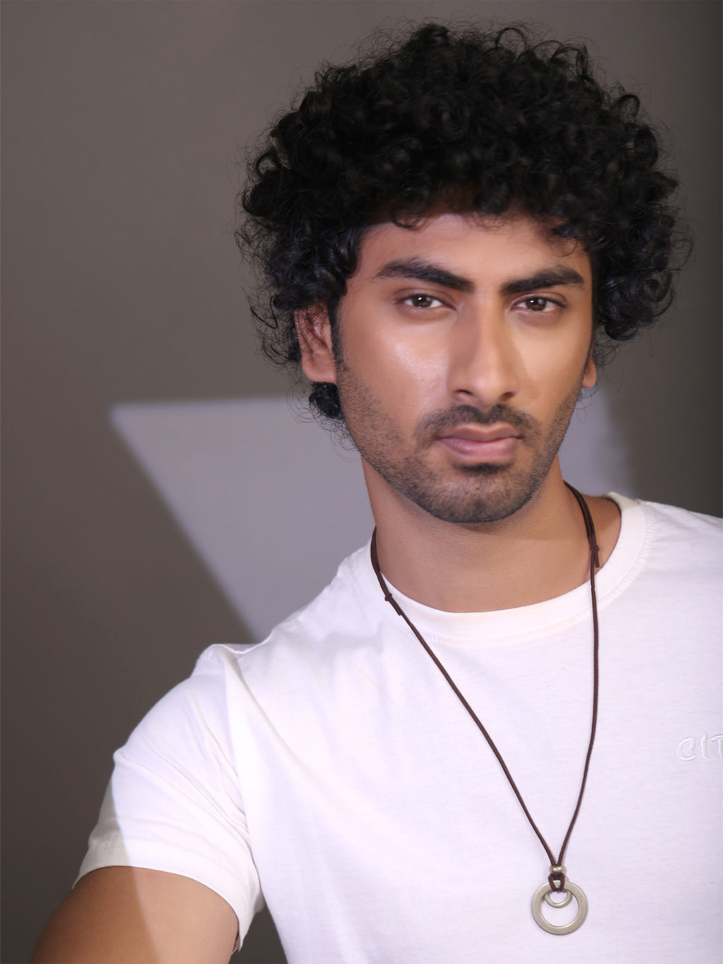 Circular Pendant Faux leather Chain