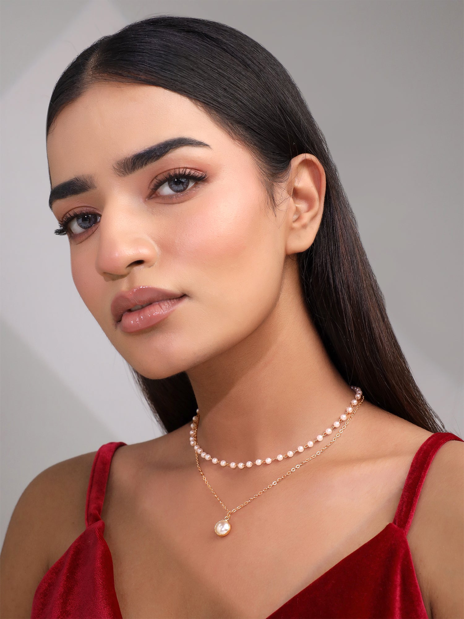 Stacked Pearl Heart Pendant Chain