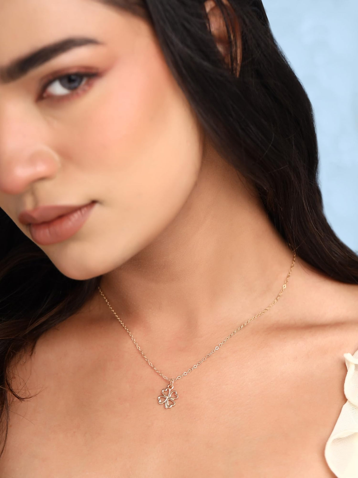 Minimalist Pendant Necklace Set