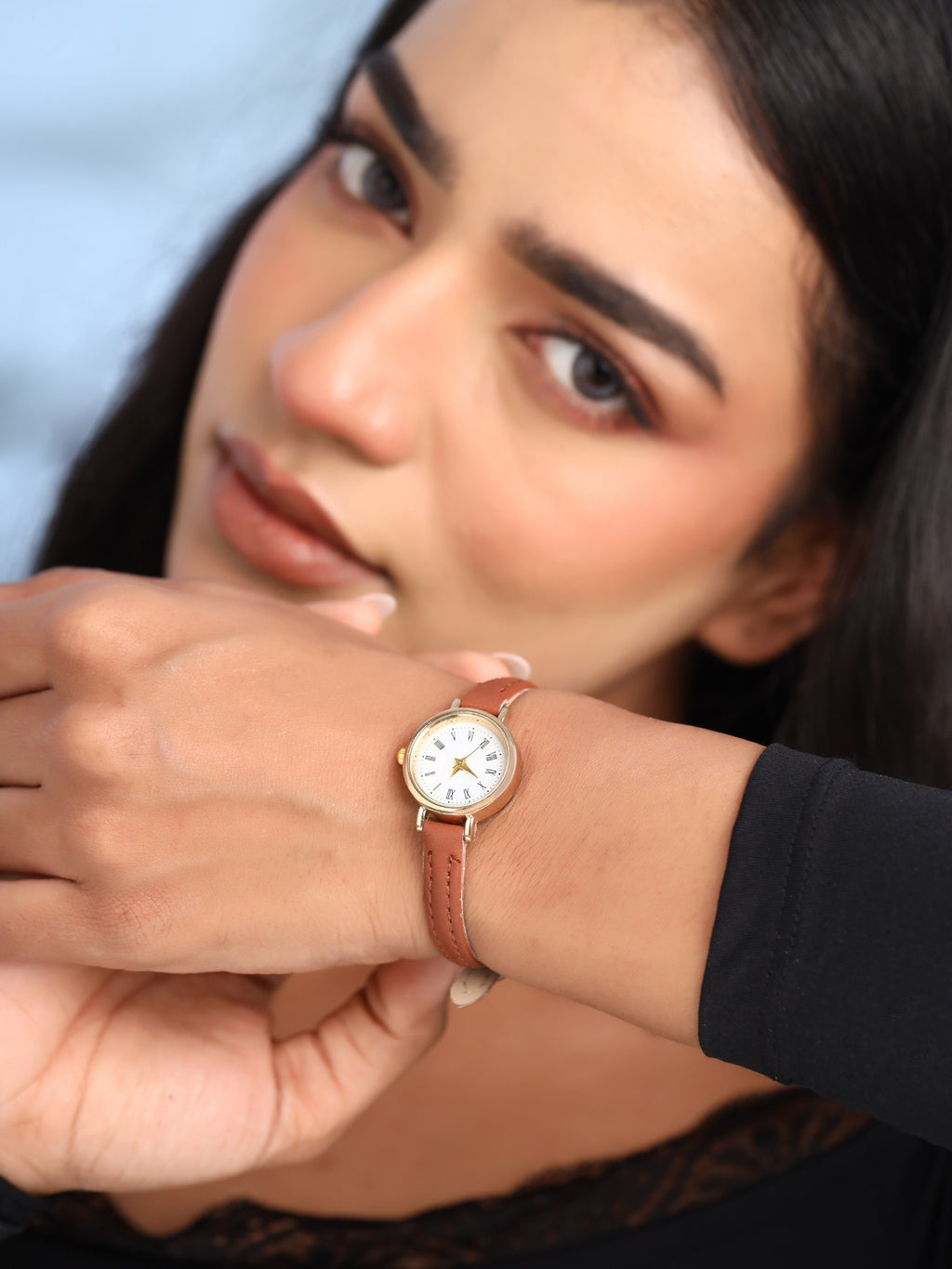 Mocha Round Analog Watch