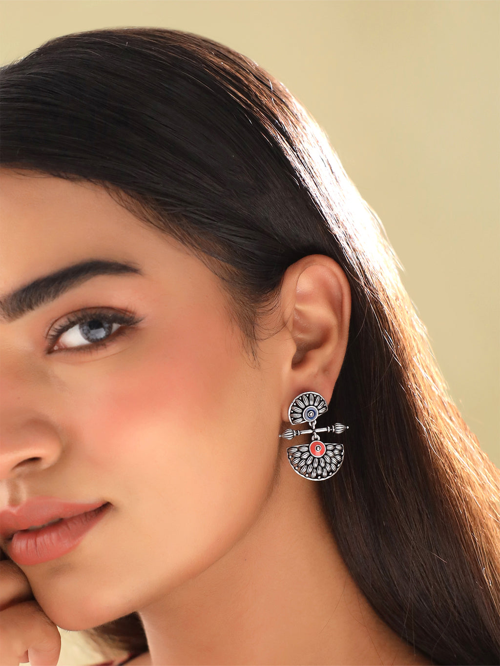 Ethnic Stud Jhumka Pearl Oxidised Earrings